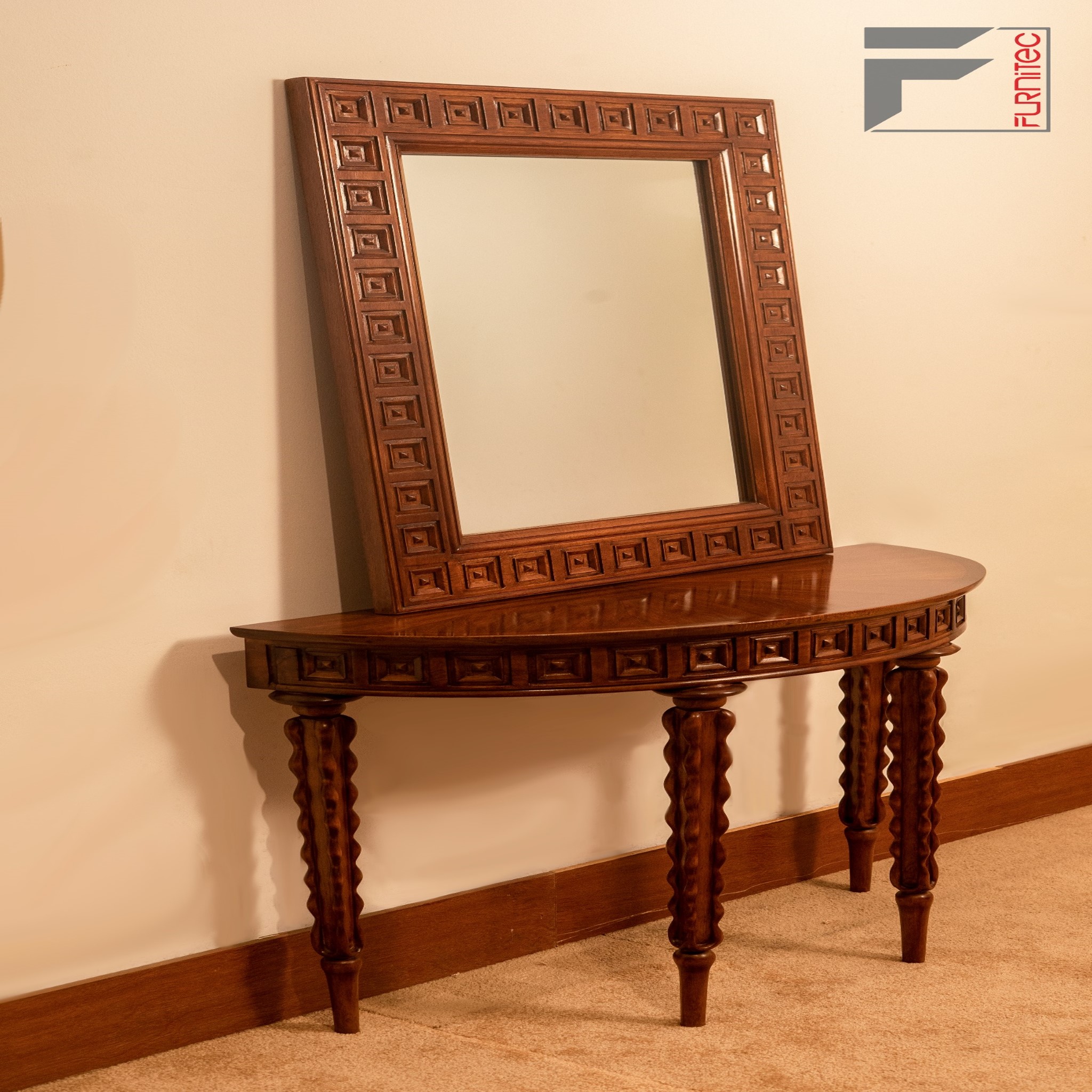 CONSOLE TABLE 551.14