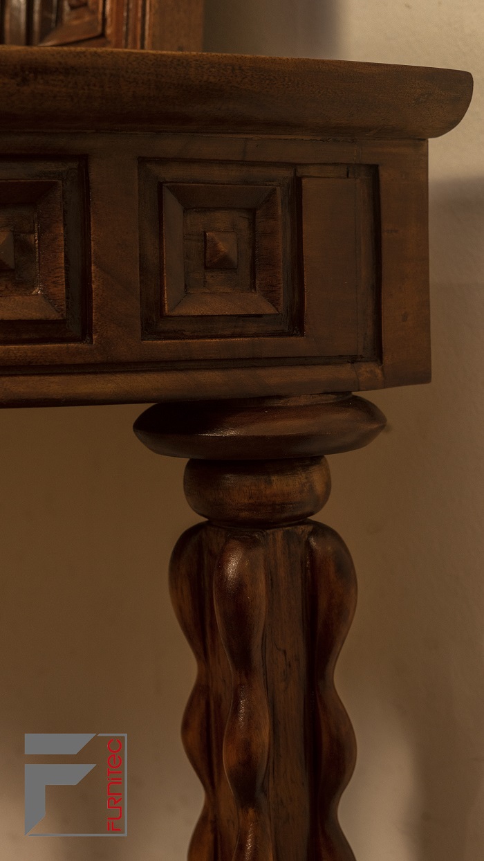 CONSOLE TABLE 551.14 view 3
